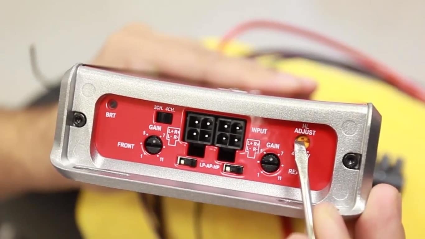 Best Car Amplifiers (Summer 2021) Splendid Reviews and Buyer's Guide