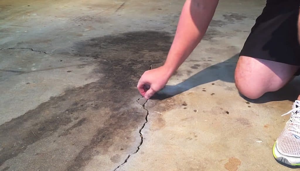Get rid loose concrete before paint
